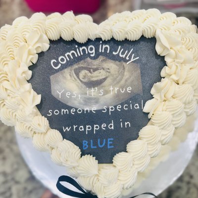 Gender Reveal Burn Cake 