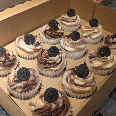 Cookies & Cream Cupcakes