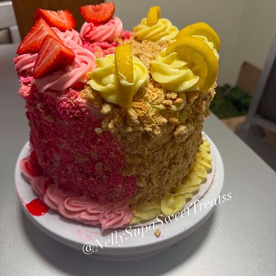Strawberry/Lemon Crunch Cake 