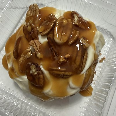 Caramel & Pecan Cinnamon Rolls 
