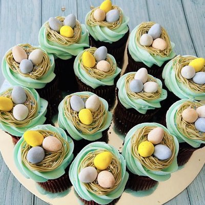 Custom Cupcakes 