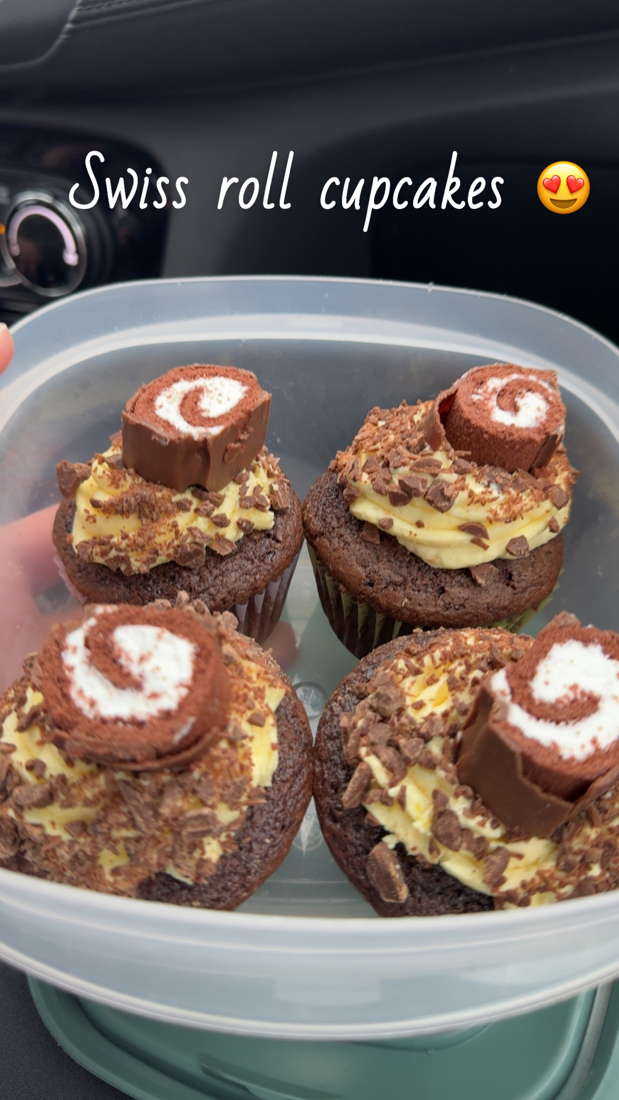 Swiss Roll Cupcake
