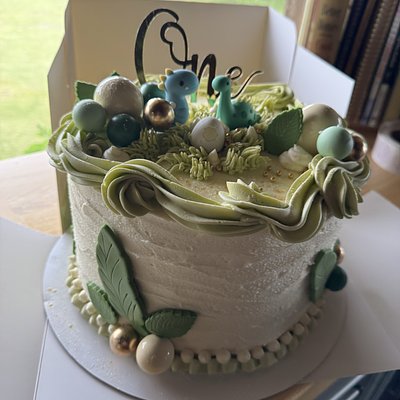 Signature Cake & Cupcake Party Set 🍰