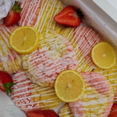 Strawberry Lemonade Cake Cookies (1dz)