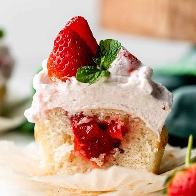 Strawberry Shortcake Cupcakes