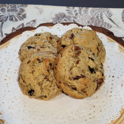 Dz- Pecan Cranberry Cookies 