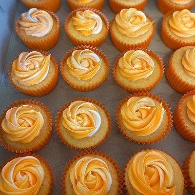 Orange Creamsicle Cupcakes