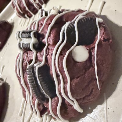 Red Velvet Oreo Cookies