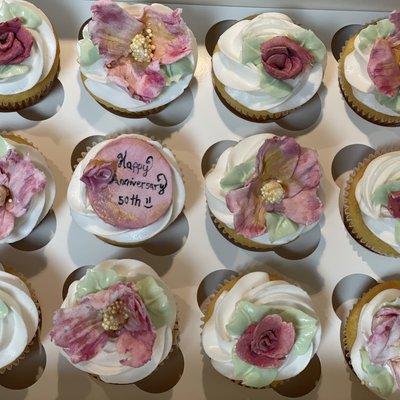 Floral Flower Cupcakes 