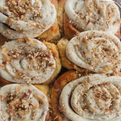 Carrot Cake Cinnamon Rolls 
