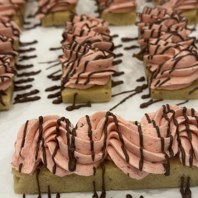 Banana Split Bar ( Price Per Bar)