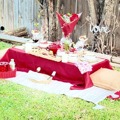 Balloons & Room Decorations 