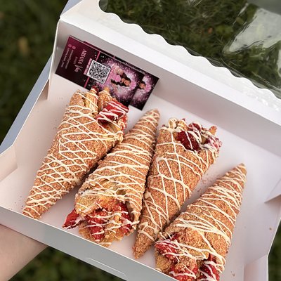 Strawberry Crunch Cheesecake Cone