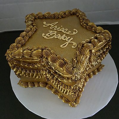 8in Star Cake. Serves 12-20 