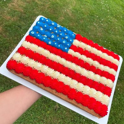 Chocolate Chip Cookie Cake 