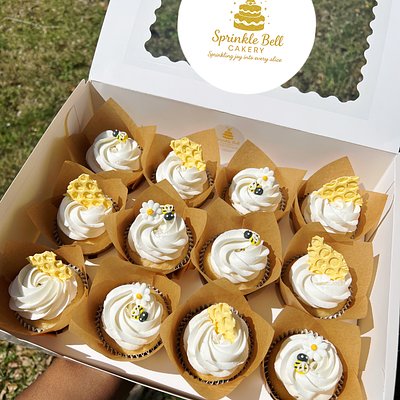 12-Pack Custom Cupcakes