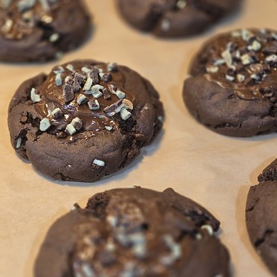 6 Chocolate Mint Fudge Cookies