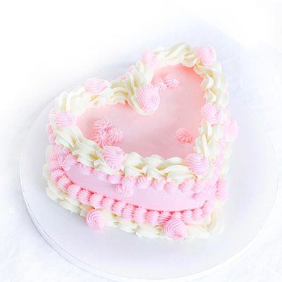 6” Custom Heart Cake 