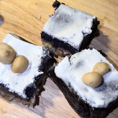 UBE CRUNCH