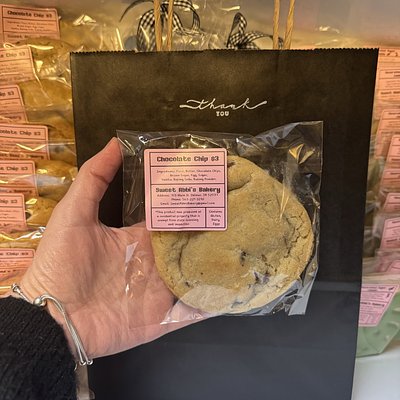 Chocolate Chip Cookie
