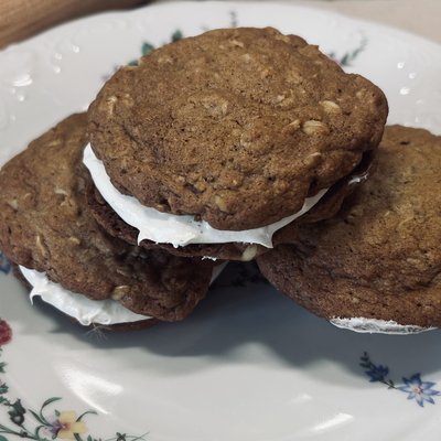  1 Dz Oatmeal Cream Pie