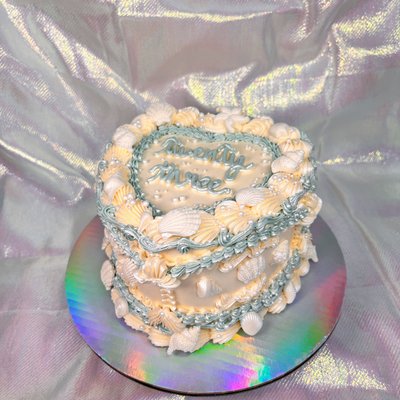 6” Heart Cake