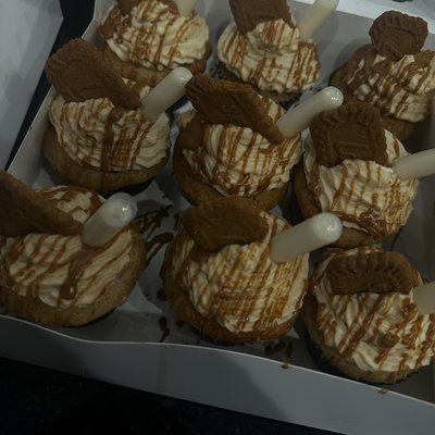 Biscoff cupcakes (6)