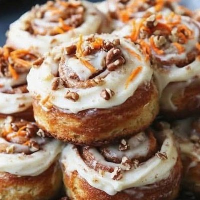 Carrot Cake Cinnamon Rolls(Dozen)**