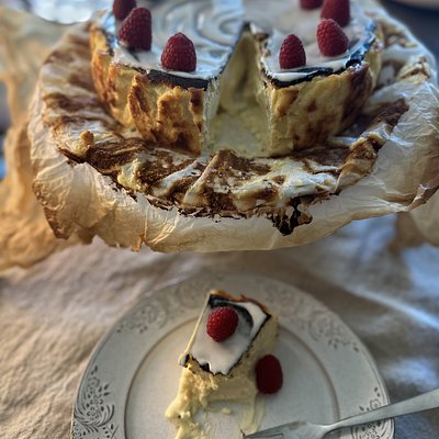Basque Burnt Cheesecake - 6-inch