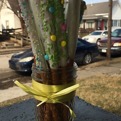 Chocolate Pretzels 