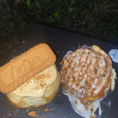 Cinnamon Roll Sampler Box 