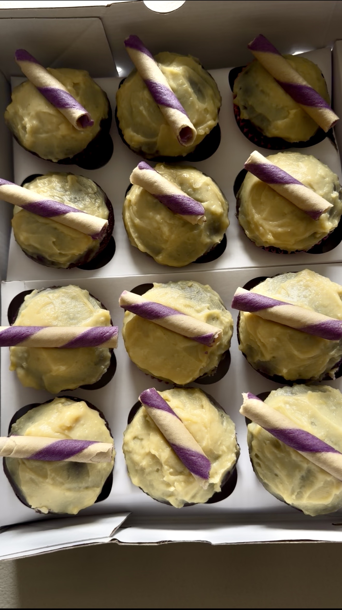 UBE CUPCAKES W CHANTILLY