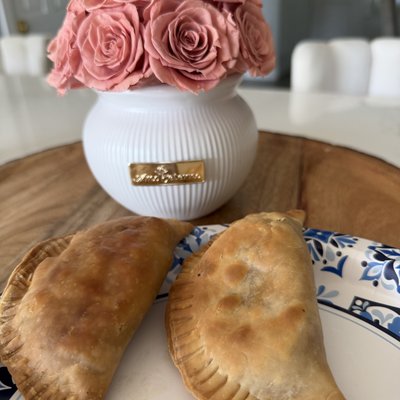 Homemade Empanadas -Chicken- (6pcs)