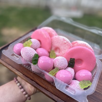 Medium Grape and Pineapple Tray 