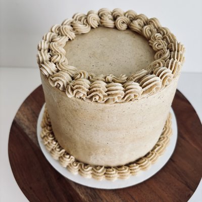 Chai Spice Carrot Cake With Chai Spice Buttercream - 6” Classic Cake