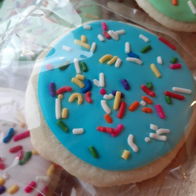 Iced Sugar Cookie W/Sprinkles