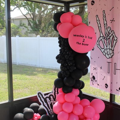 Free Standing Balloon Garland 