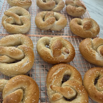 Salted Pretzels 3 Per Pk 