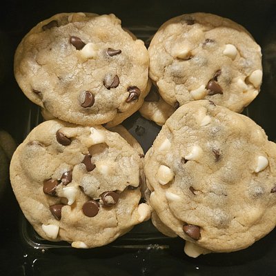 Mixed Chocolate Chip Cookies 