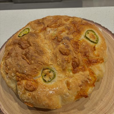 Cheddar Jalapeño Artisan Loaf 