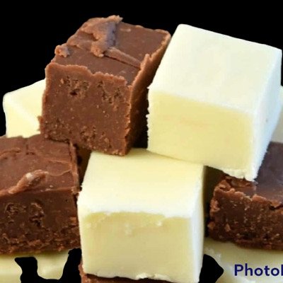 Fudge - 1/2 lb  (assorted flavors)