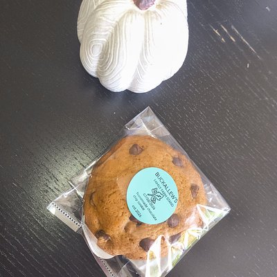 Giant Cookies 