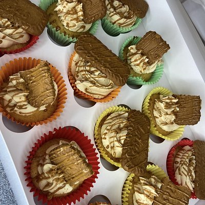 Lotus Biscoff Cupcakes 