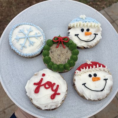 Christmas Cookie Cake Circles 