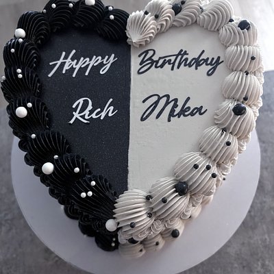 10 Inch Cake 3 Layers Round Or Heart (serves 35-45)