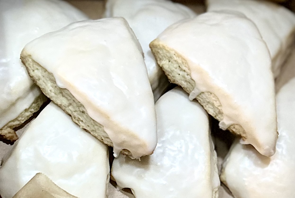 Maple Scones - 8 Mini