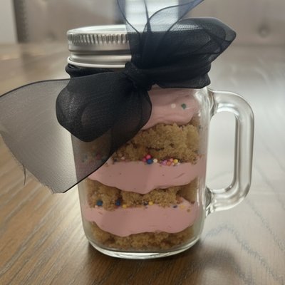 Single 8 oz Pink Frosted Cake (Cortadillos) Jar