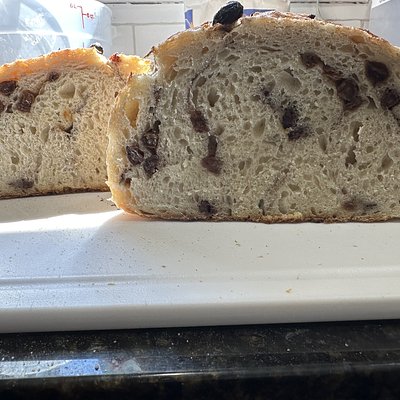 Cinnamon Raisin Sourdough