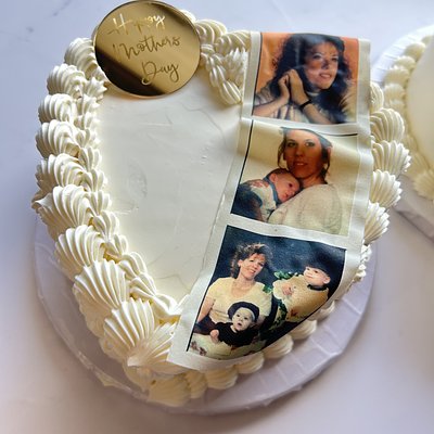 Mothers Day Cake Option 1