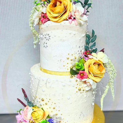 Luxury Double Barrel Wedding Cake (65 Guests)